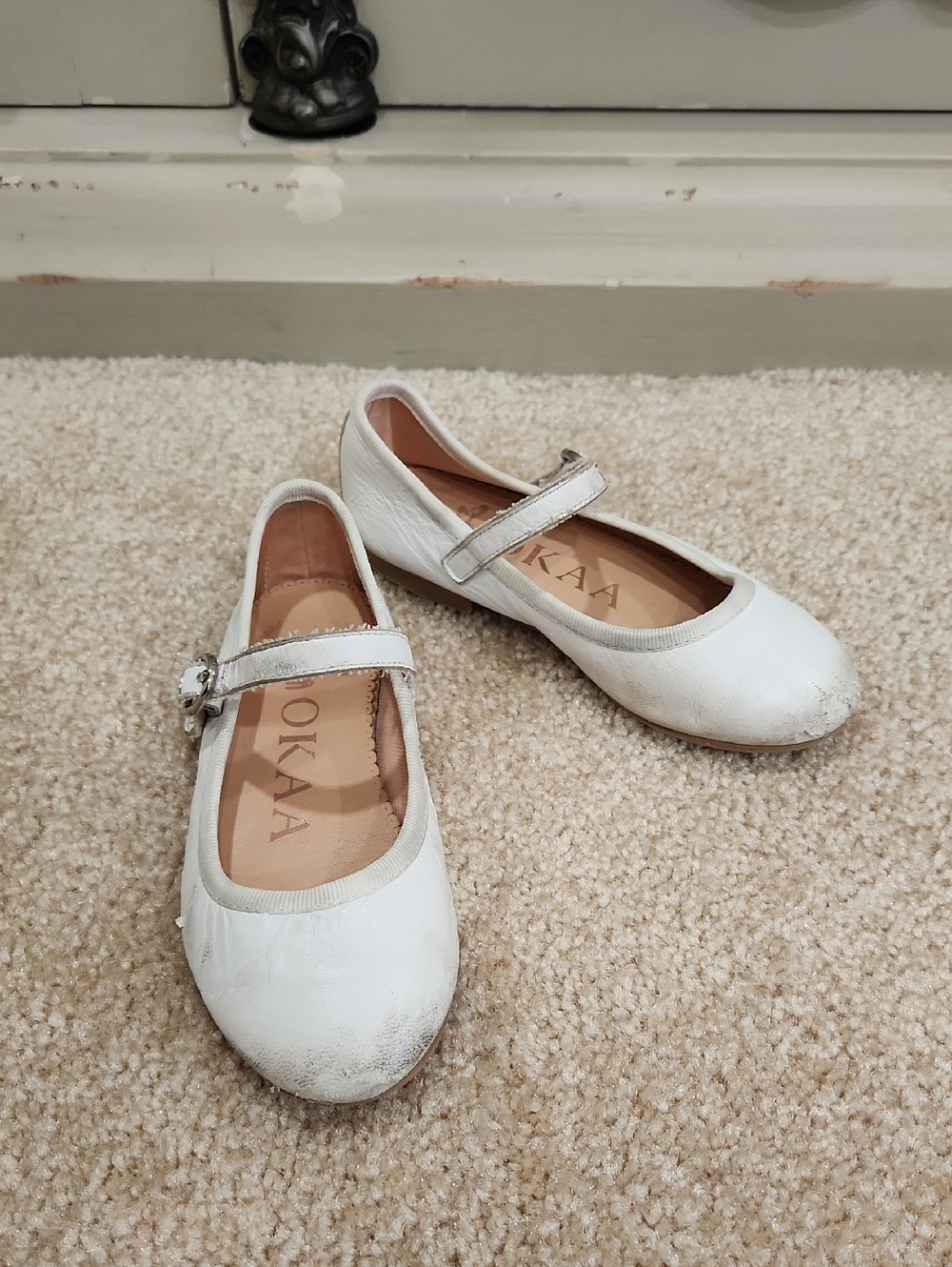 OKAA Girls White Leather Mary Jane Flats Size EU 26/ US 9.5 Made In Spain